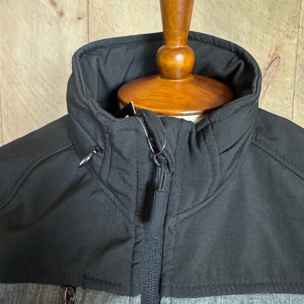 New York Jets Zephyr Soft shell full zip jacket by Dunbrooke Size Small New - Picture 6 of 16